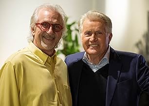 पोस्टर देखें