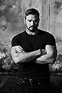 Kellan Lutz's primary photo Kellan Lutz's primary photo