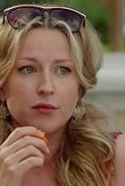 Bir qiz va uchta yigitning porno surati