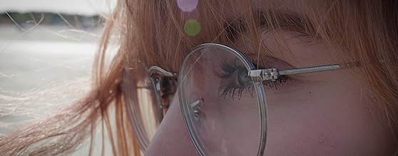 पोस्टर देखें