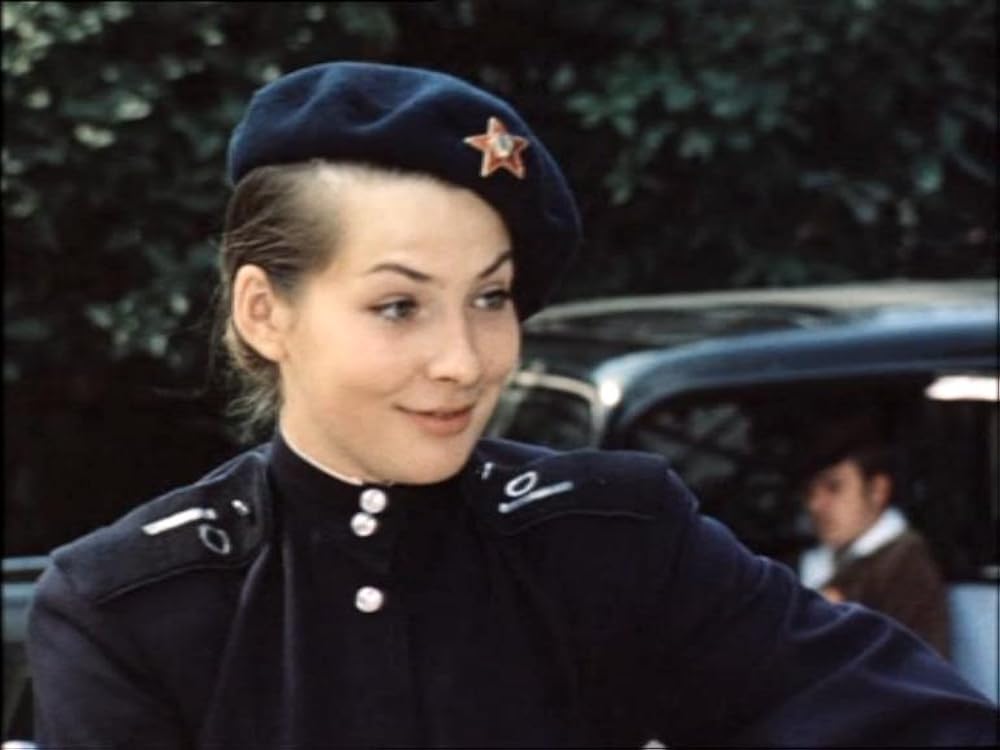 Seksy arman ayollar onlayn Nevarasining xotinini sikayotgan boboning porno videosini tomosha qiling.