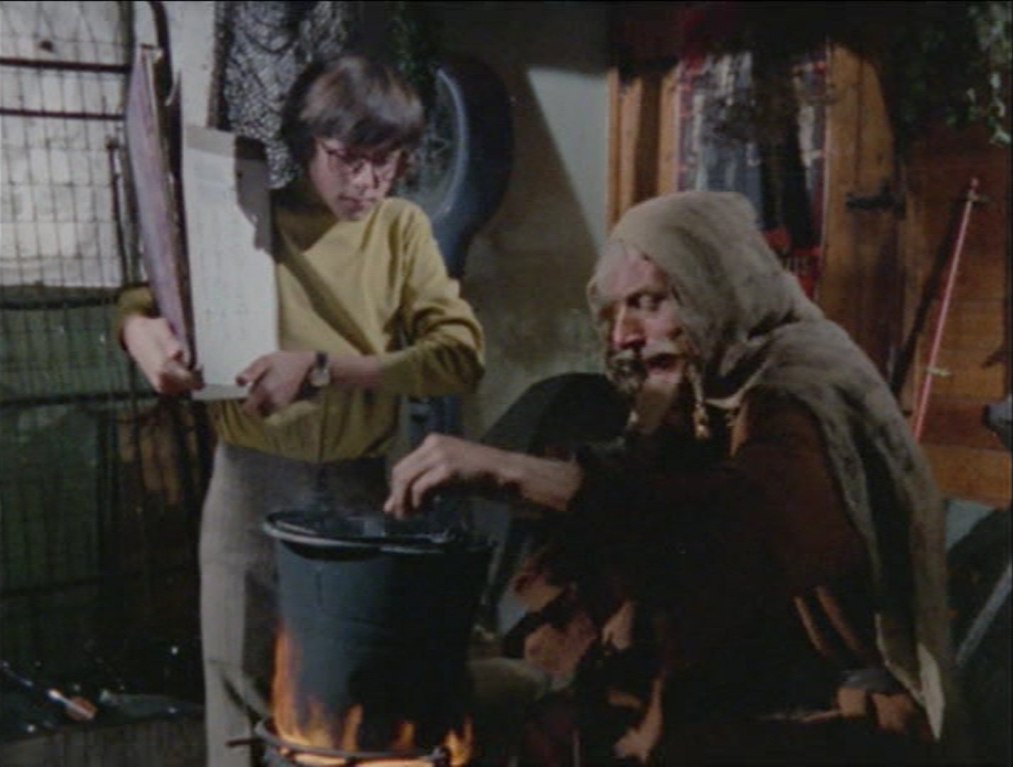 Geoffrey Bayldon and Gary Warren in Catweazle (1970)