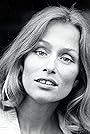Lauren Hutton's primary photo Lauren Hutton's primary photo