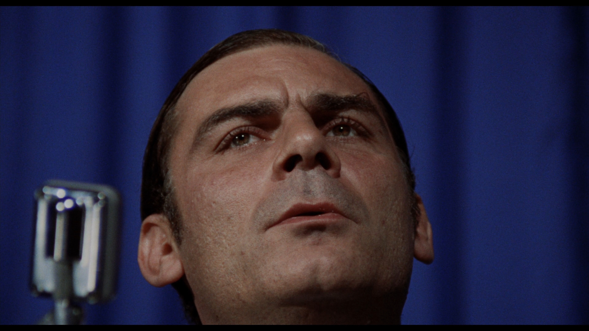 Гражданина вне всяких подозрений. Следствие по делу гражданина вне всяких подозрений, 1970. Подозрение. Грязные фото для дамы вне всяких подозрений. Гражданина вне всяких подозрений.