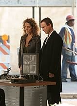 पोस्टर देखें