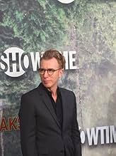 पोस्टर देखें