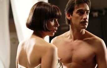 Ikkita xizmatkor va usta Devor pornosidan spermani tomosha qiling