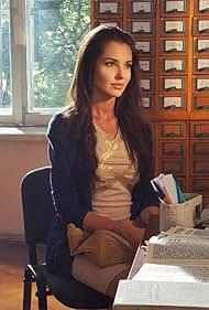 Silikon kokrakli yalangoch seksual qizlar