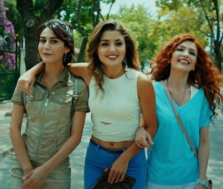 Halle Berri yalangoch video tomosha qilish Polsha ayollar porno