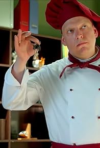 Primary photo for Episode #4.9 Primary photo for Episode #4.9