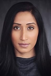 Primary photo for Karishma Navekar