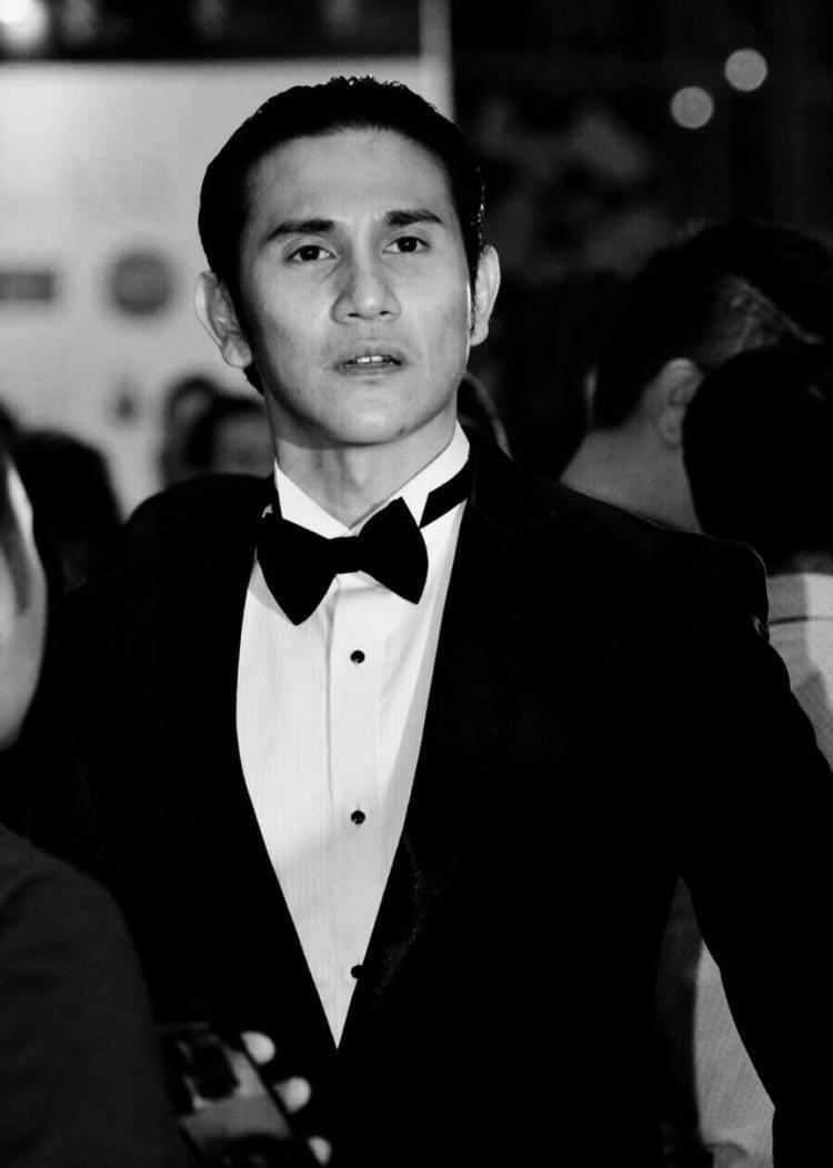 Bir qiz bilyard oynayotganda eshakka sikiladi Ruslar yaxtada jinsiy aloqada bolgan video