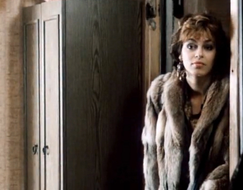 Porno video va lanet Maksim Barnauldagi fohishalar, mustaqil eskortlar va fohishalar