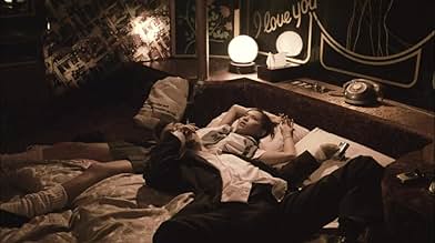 पोस्टर देखें