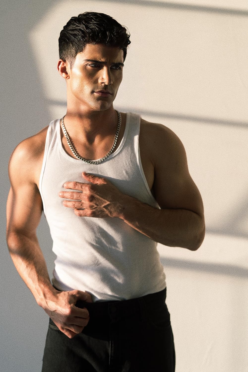 Max Ehrich - News - IMDb