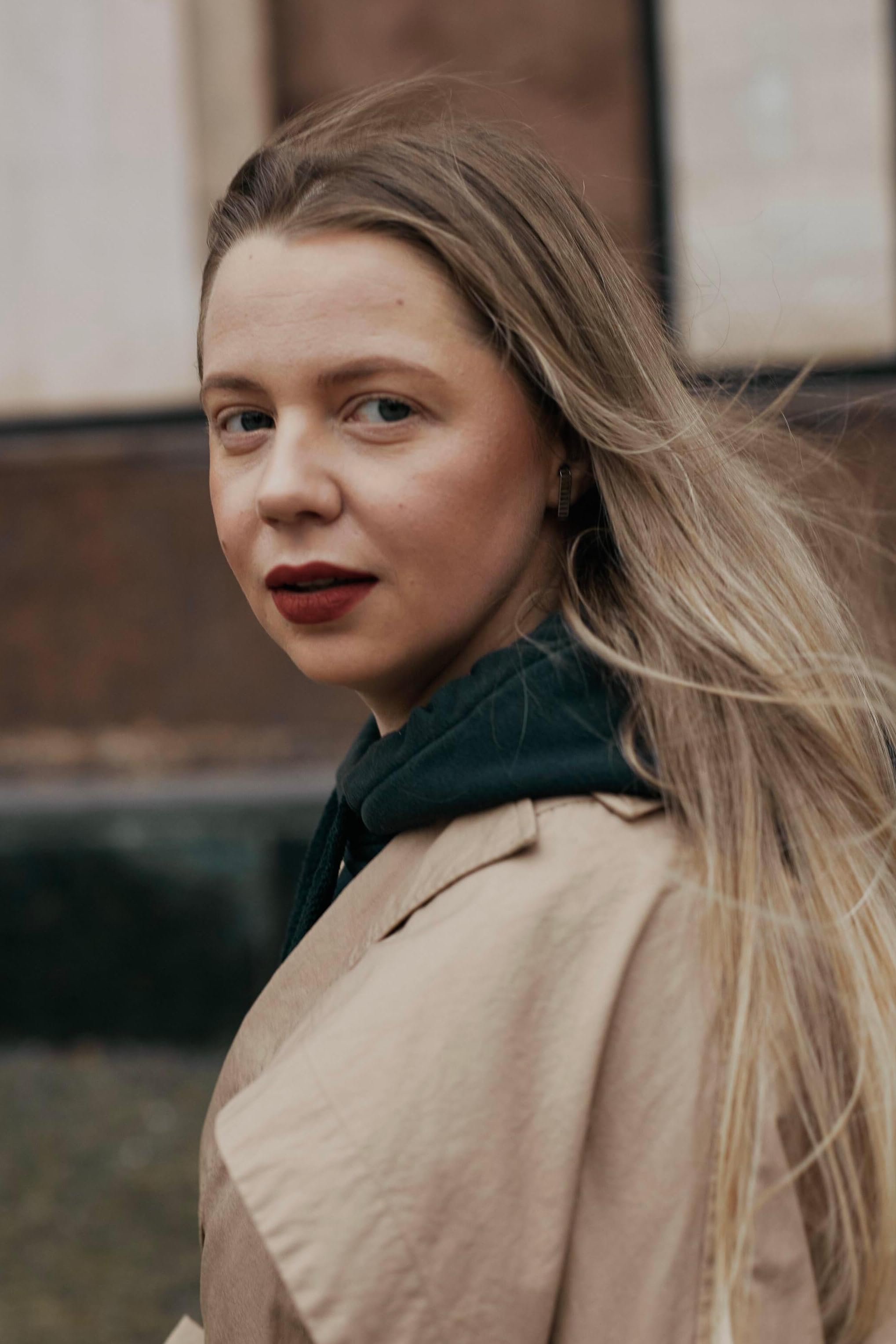 Mashinada sevganingiz bilan jinsiy aloqa Rus tombul qizlar porno