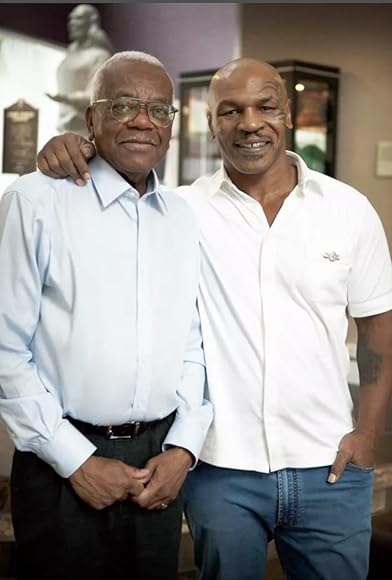Primary photo for Las Vegas with Trevor McDonald Primary photo for Las Vegas with Trevor McDonald