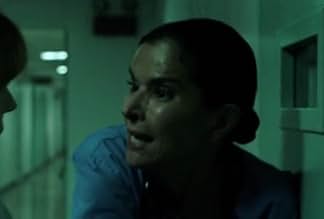 पोस्टर देखें