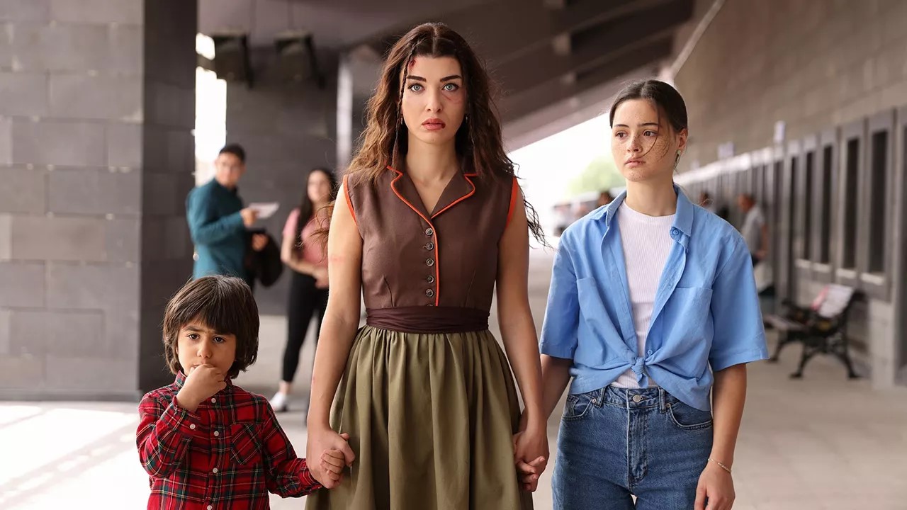 Uzoq sochli rus aktrisalari