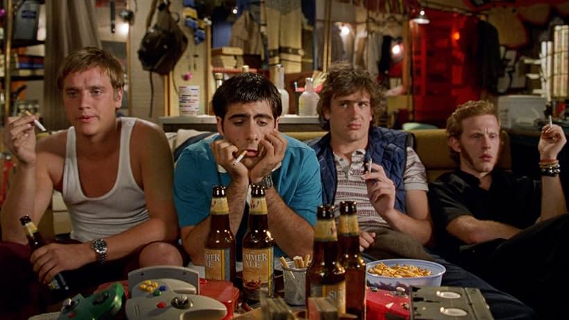 Devon Sawa, Jason Schwartzman, Michael C. Maronna, and Jason Segel in Slackers (2002)