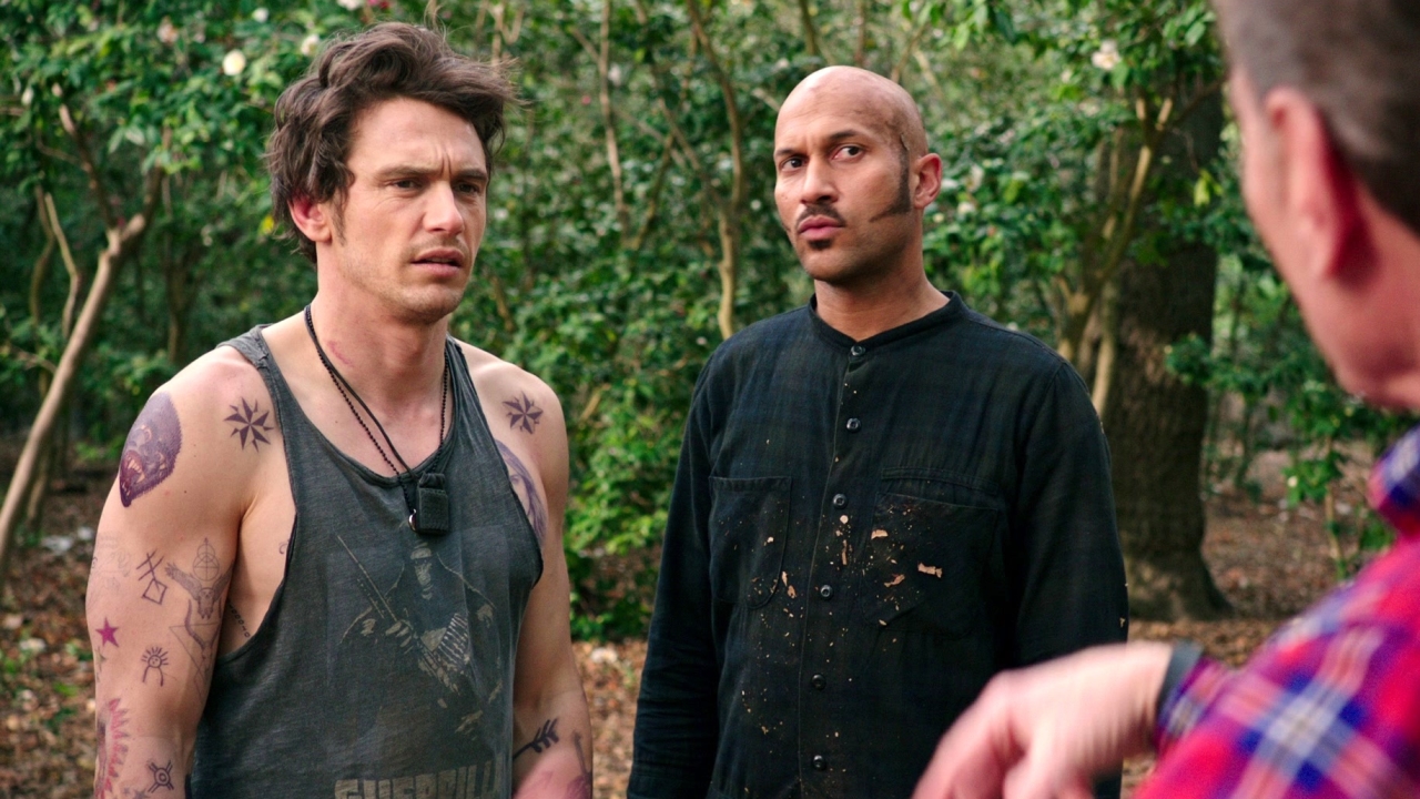 Парень оборачивается. Парень оборачив. Мужчина оборачивается на девушку. Мем неверный парень. Почему он обернулся.