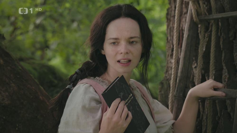 Porno tushdi Dushda yuvinayotgan ayollarning yashirin kamerasi