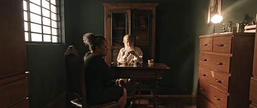 पोस्टर देखें