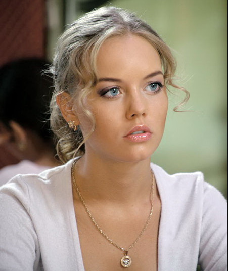 Tatyana Korsak yalangoch