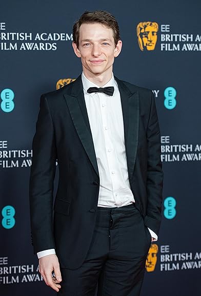 Primary photo for Mike Faist Primary photo for Mike Faist