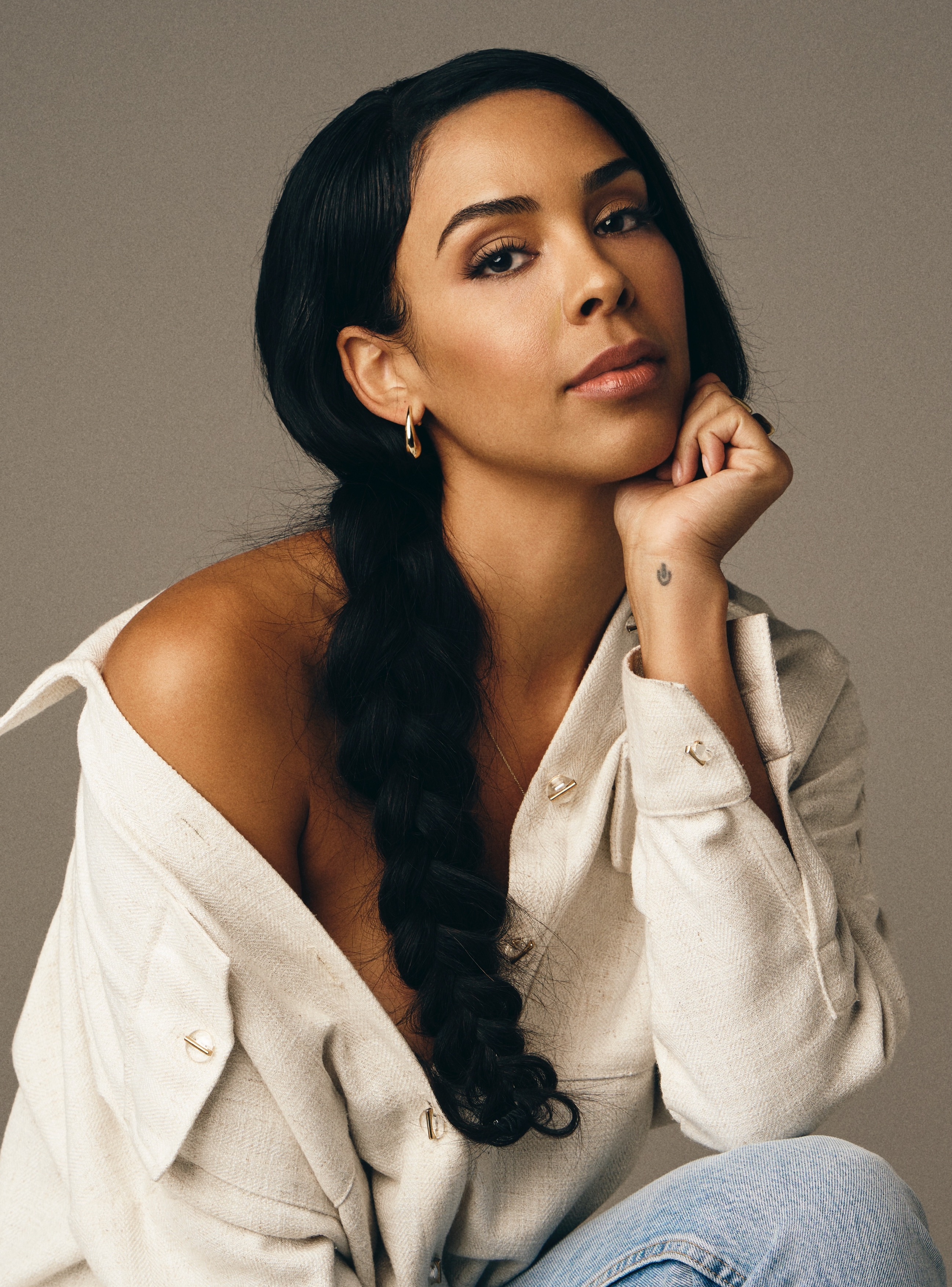 Mukammal figurali jinsiy aloqa video Dogiston jinsiy aloqa video