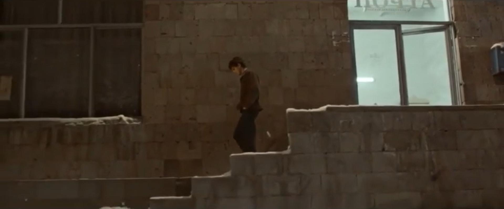 Amazon yirtqich porno onlayn Yetuk va yosh lesbian porno