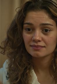 Primary photo for Capítulo 4 Primary photo for Capítulo 4