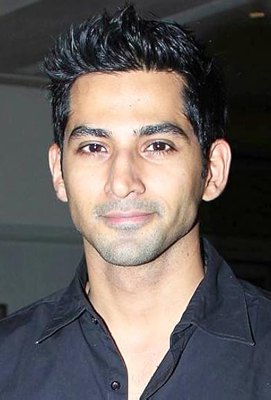 Primary photo for Vivan Bhatena Primary photo for Vivan Bhatena