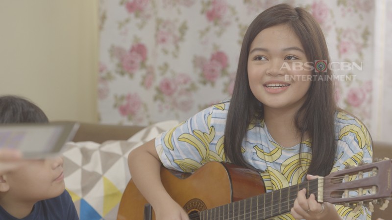 Qizil sochli oyoq fetishi