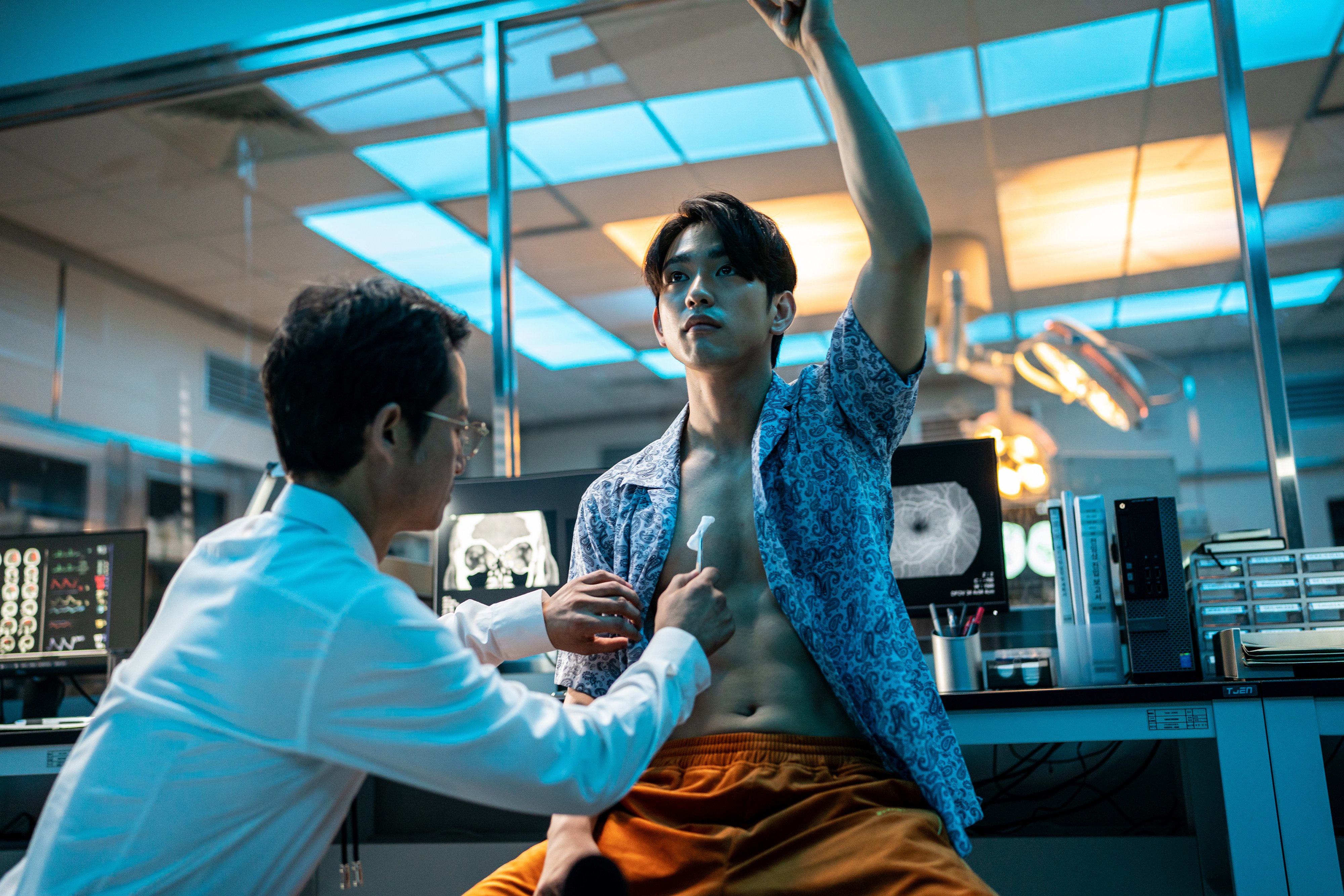 High Five! ホロ High Five (2025) - IMDb