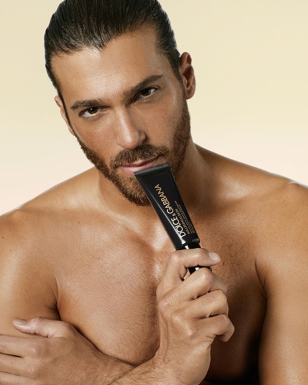 Pornodagi X-Sex guruhi Lucy Zara fotosurati