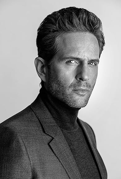 Primary photo for Glenn Howerton Primary photo for Glenn Howerton