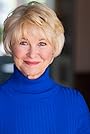 Dee Wallace's primary photo Dee Wallace's primary photo