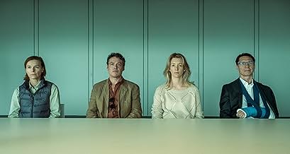 पोस्टर देखें