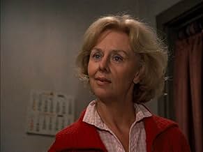 पोस्टर देखें