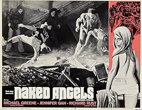 Орыс студенттерінің достарының ортасында секс жатақханасы