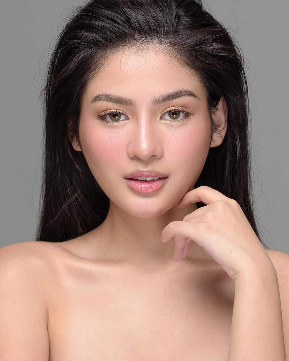 AZ Martinez - Biography - IMDb