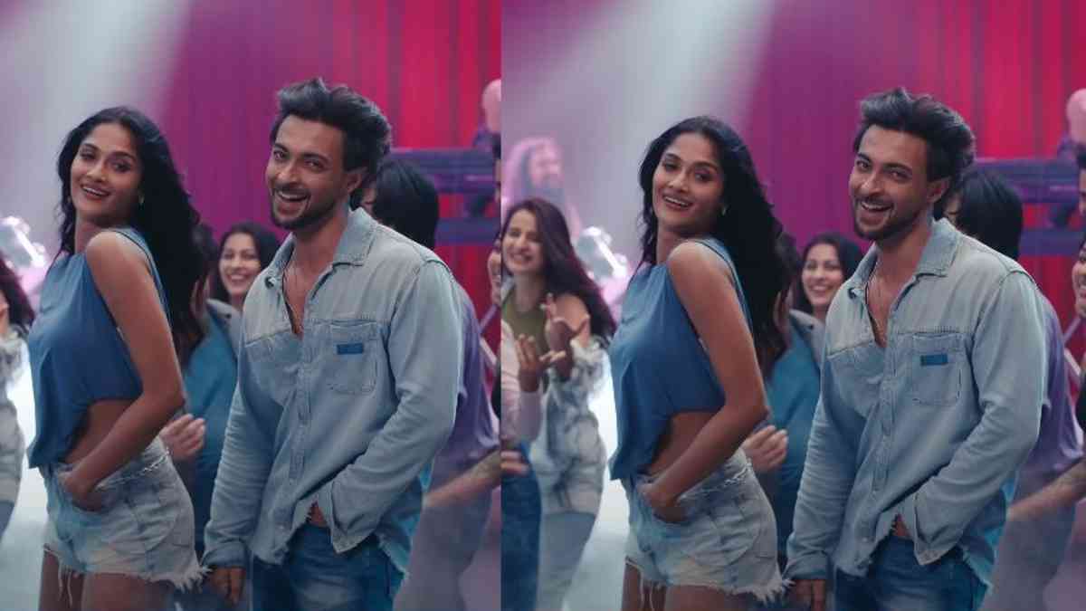 Uyda yalangoch qizlar video Xonalarini tamirlayotgan ayollarning porno suratlari