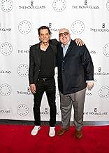 पोस्टर देखें