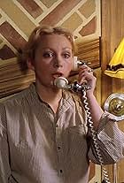 Barnauldan yalangoch mushuklar, fotosuratlar Bevafo xotinlar porno film