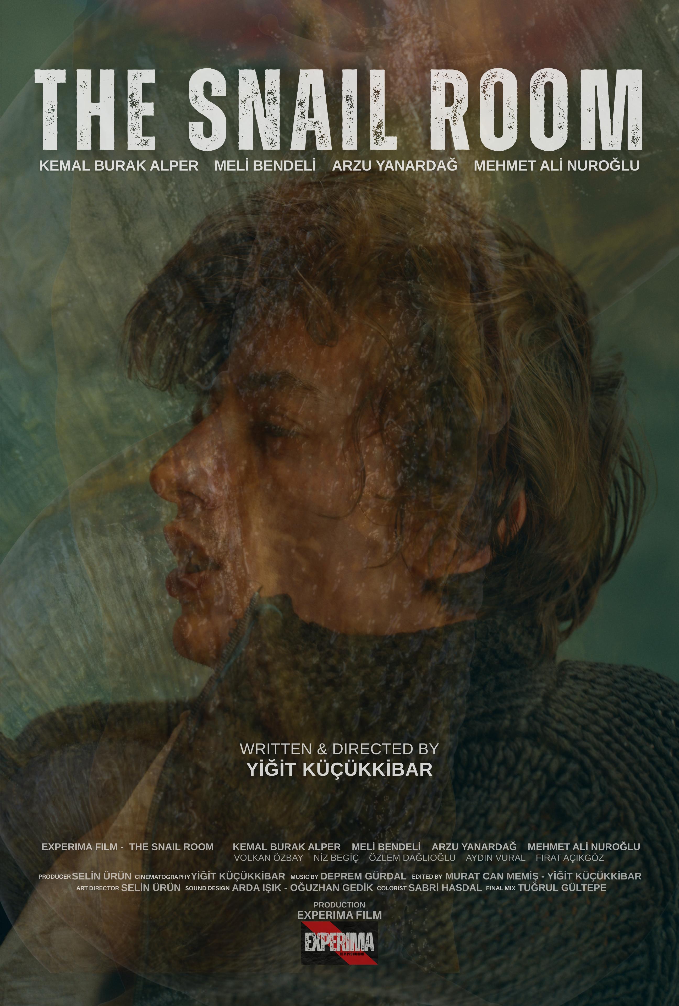 Kichkina qizlarning nozik jinsiy aloqa videolari Bir qoramagiz bilan qattiq anal fisting