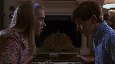 पोस्टर देखें