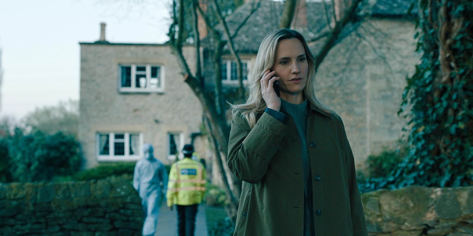 MV5BZGM1ZGE5YWItMzA2Ni00NjMxLWE1YmQtOWE3