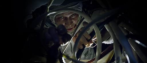 पोस्टर देखें