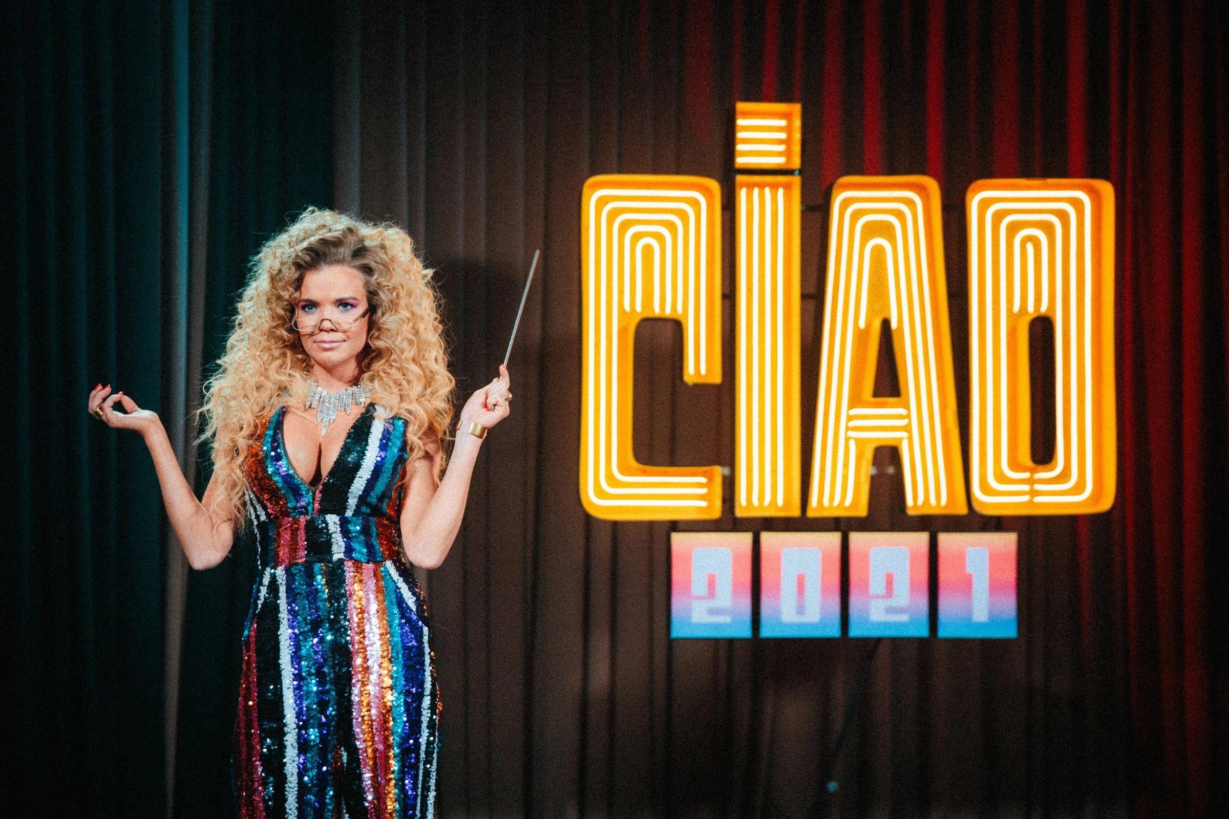 Onlayn cuckold va sexwife porno